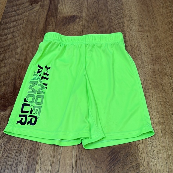 Under Armour Boy’s Neon Green Swim Trunks Size 6 - Picture 1 of 3